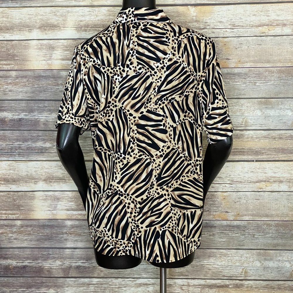 Vintage Kathy Che Animal Print Blouse Women's Size 10 Short Sleeve Button Down - Picture 2 of 6